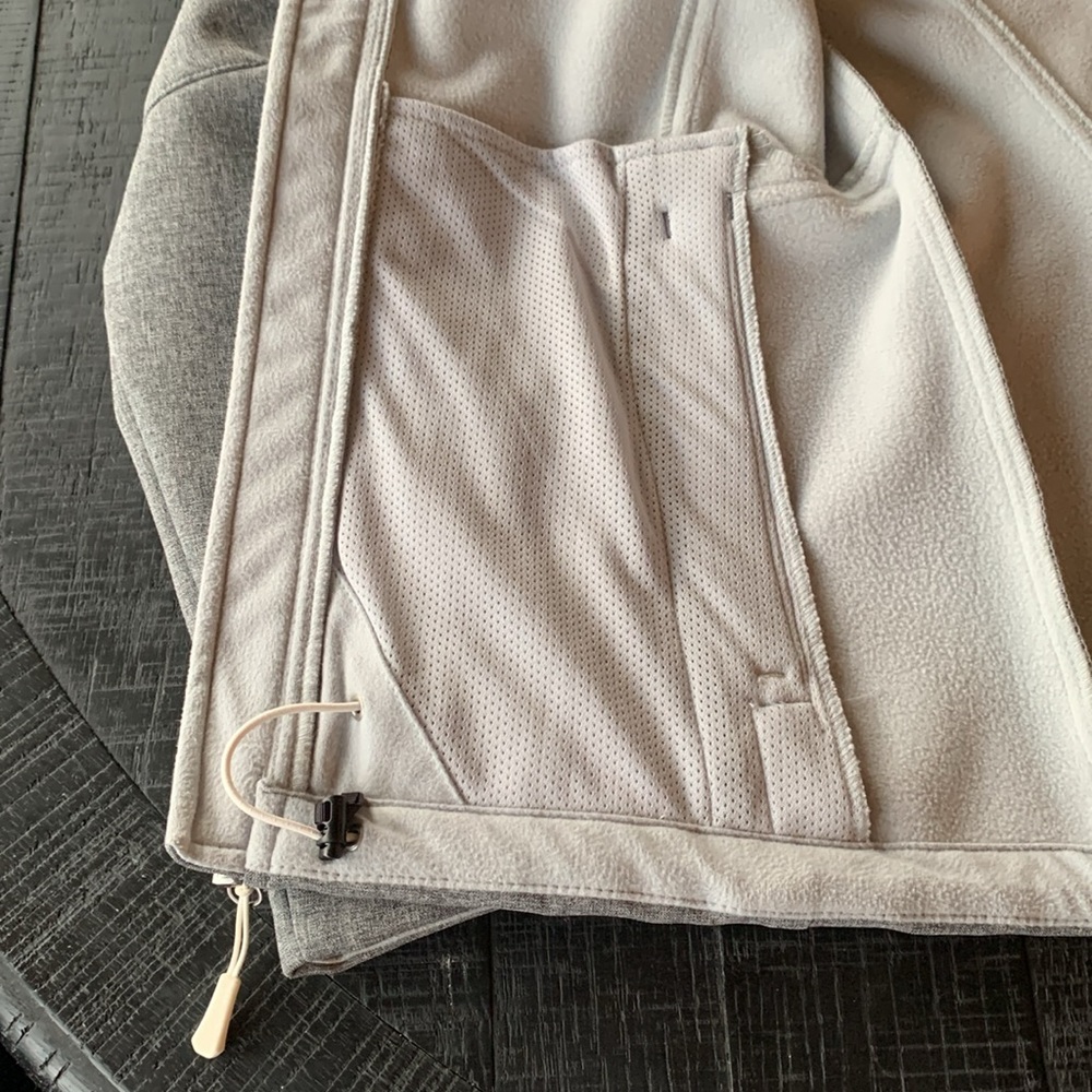 Nwot Northface Midweight Ski Jacket - image 3